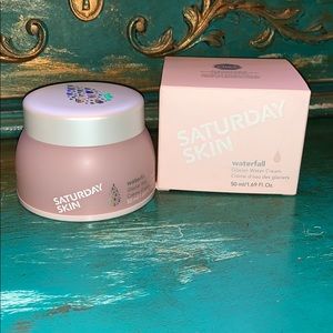 Saturday Skin Waterfall Glacier Water Cream